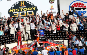 Larson Wins History 300 Nationwide Race at Charlotte