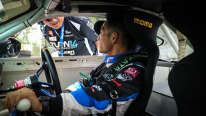 FD: Daijiro Yoshihara struggles with grip at Atlanta round of Formula DRIFT