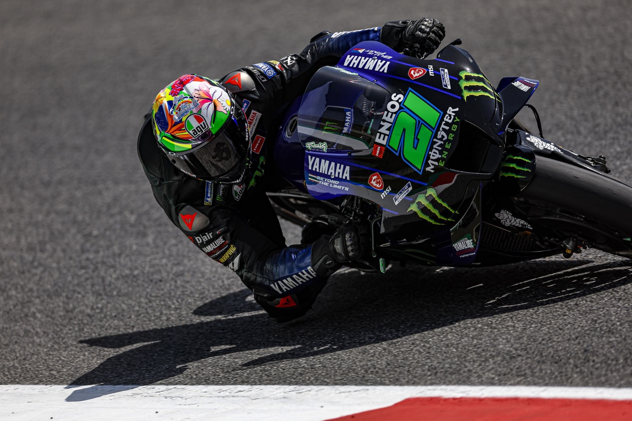 Quartararo turning Quartararo turning