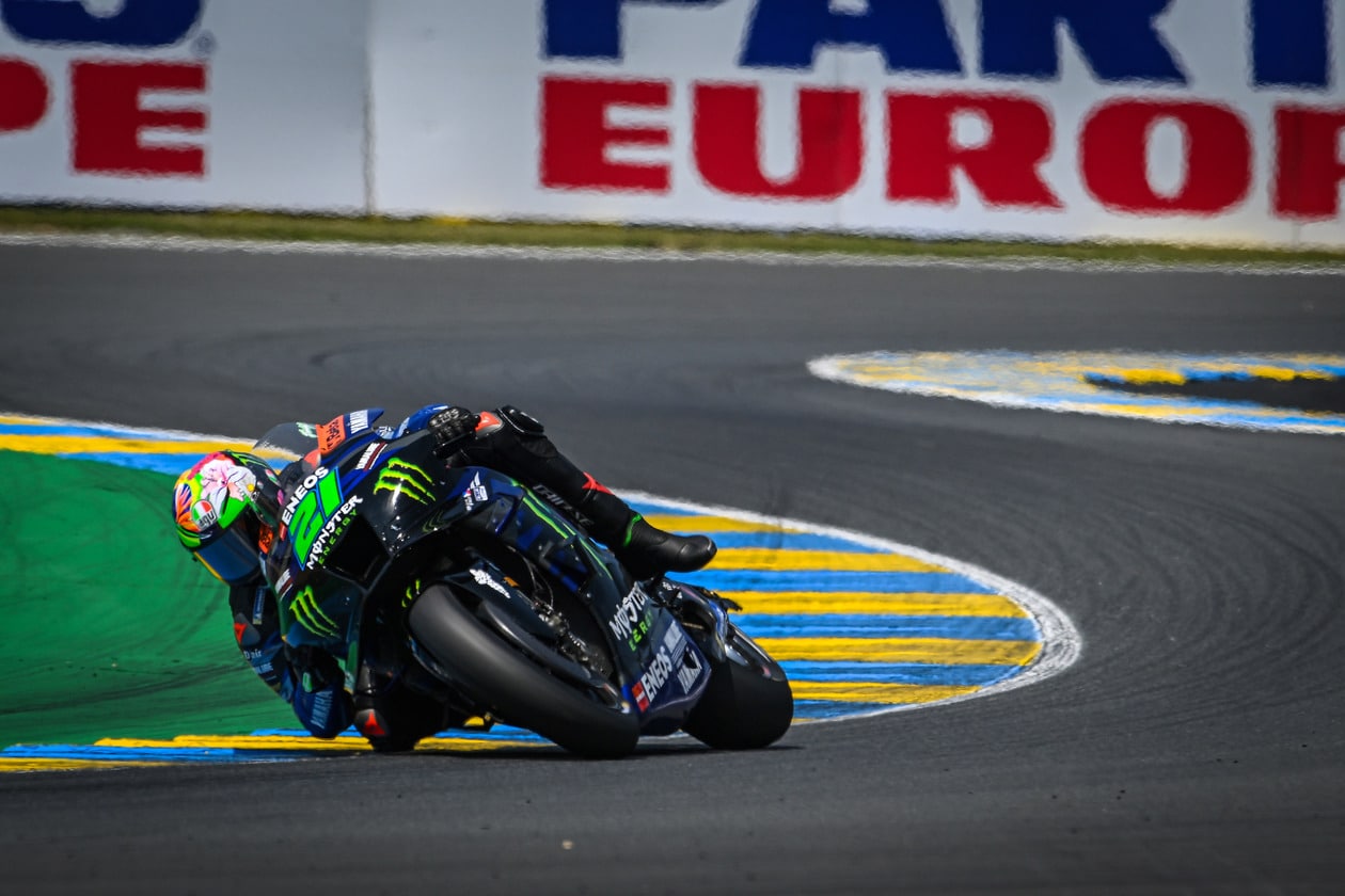 MotoGP ENEOS driver turning on track