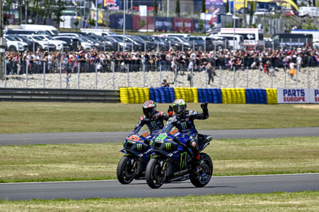 ENEOS MotoGP drivers waving