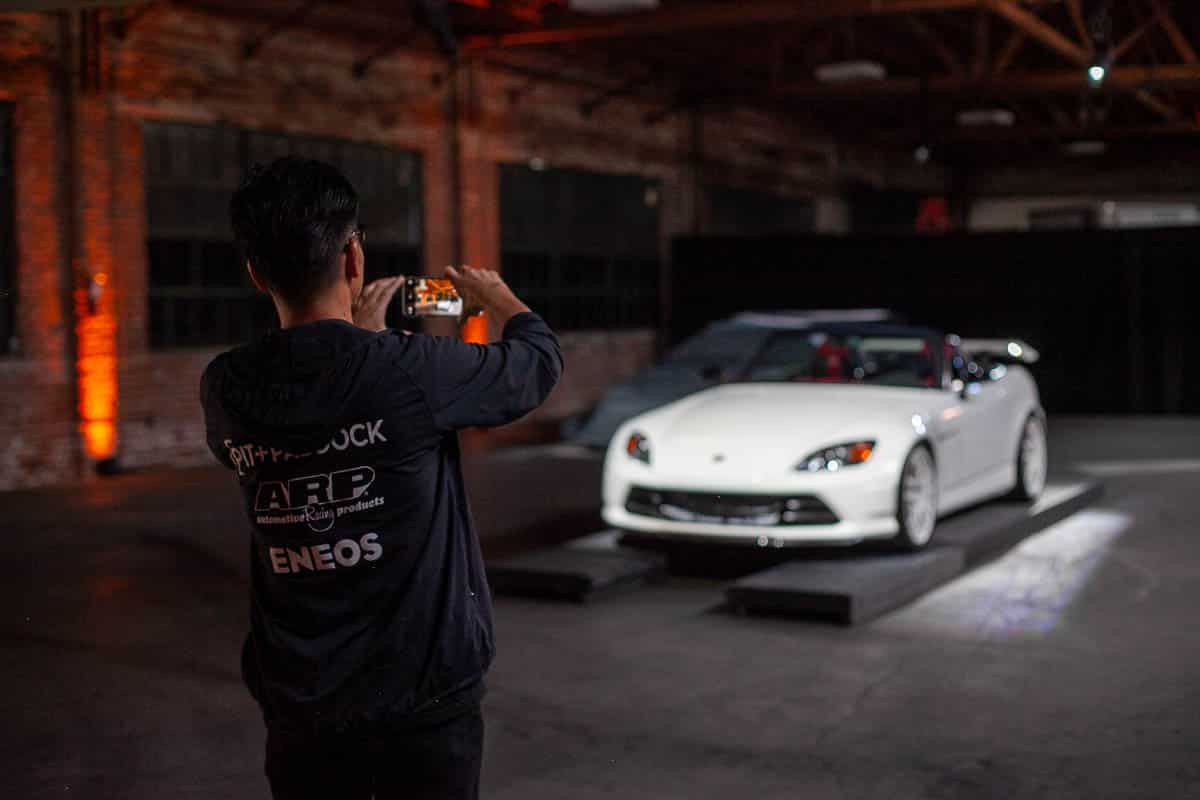 Dai Yoshihara photographing S2000R white Honda