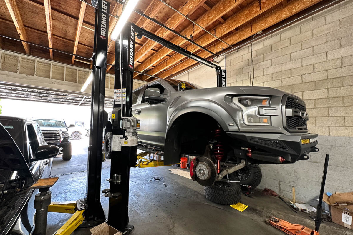 RPM Off-Road Garage customer vehicle service
