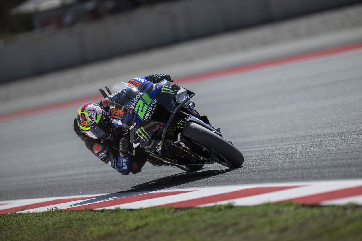 Franco Morbidell on the attack at the 2023 Catalunya GP