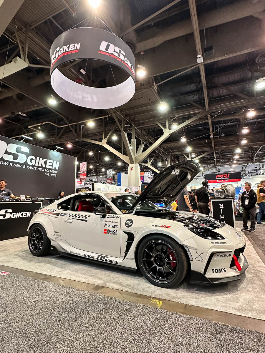 APEX’i GR86, piloted by ENEOS ambassador Hana Burton and Maaya Orido, 2023 SEMA Show