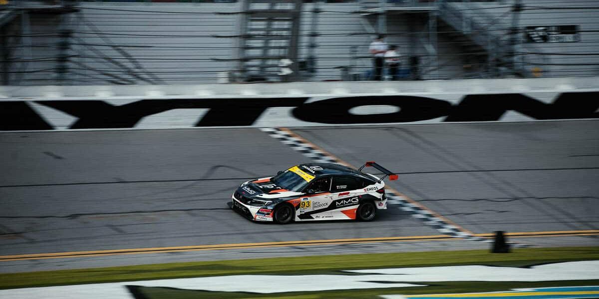 Picture perfect finish, Pit+Paddock Civic Type R TCR, 2024 IMSA Daytona International Speedway.