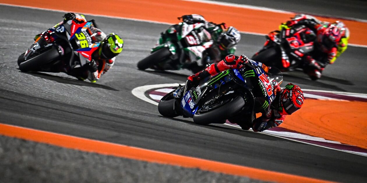 Fabio Quartararo fights the pack for 11th place, 2024 Qatar MotoGP