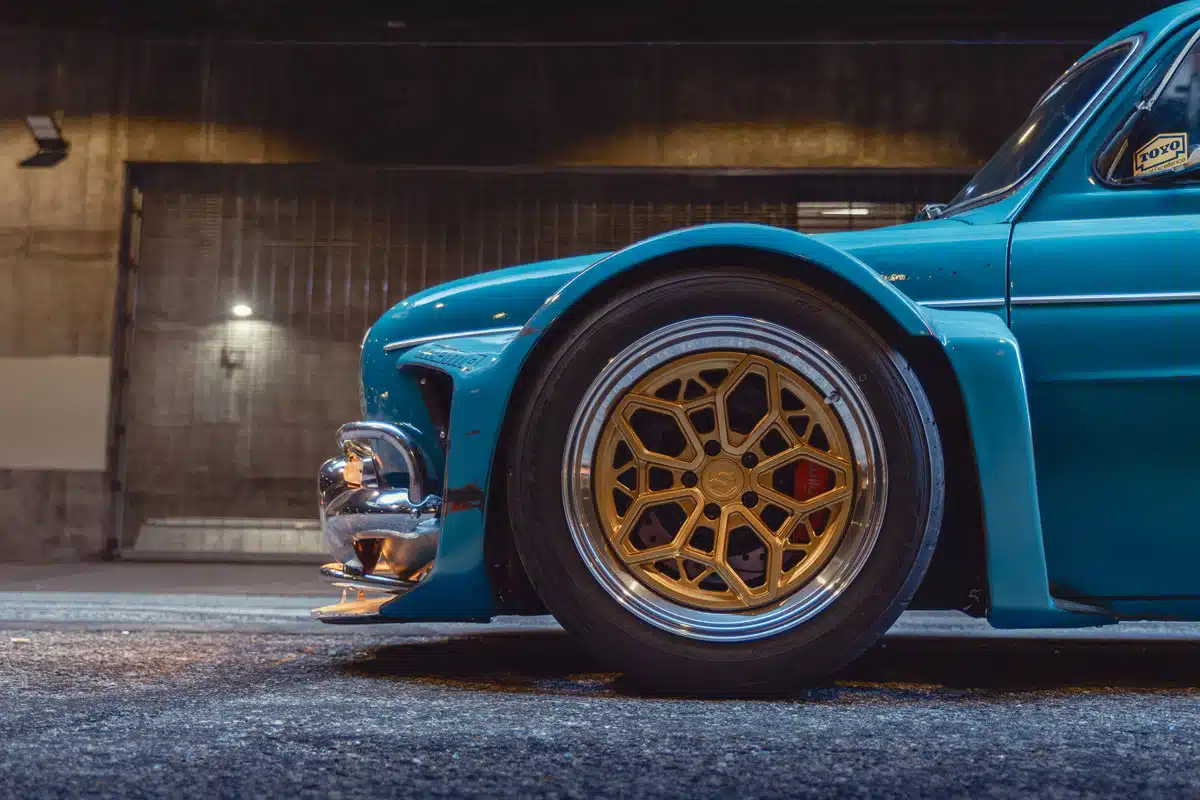 Justin Cashmore’s 1960 Renault Dauphine, 17” Felgen Factory wheels, 2024 SEMA Show Justin Cashmore’s 1960 Renault Dauphine, 17” Felgen Factory wheels, 2024 SEMA Show